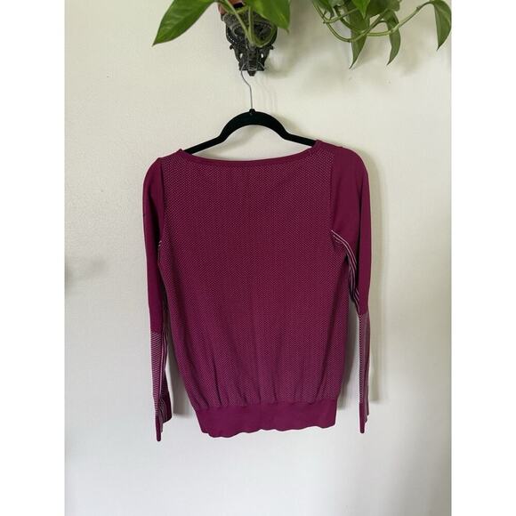 Nike Women's Knit Long Sleeve Crew Top Seamless Shirt Fuchsia Dri Fit- Small - Picture 3 of 7